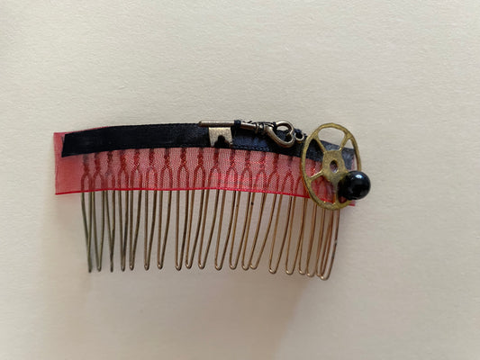 Original Festival Wear Style Gold Metal Hair Clip Comb - Red and Black Gold Steampunk